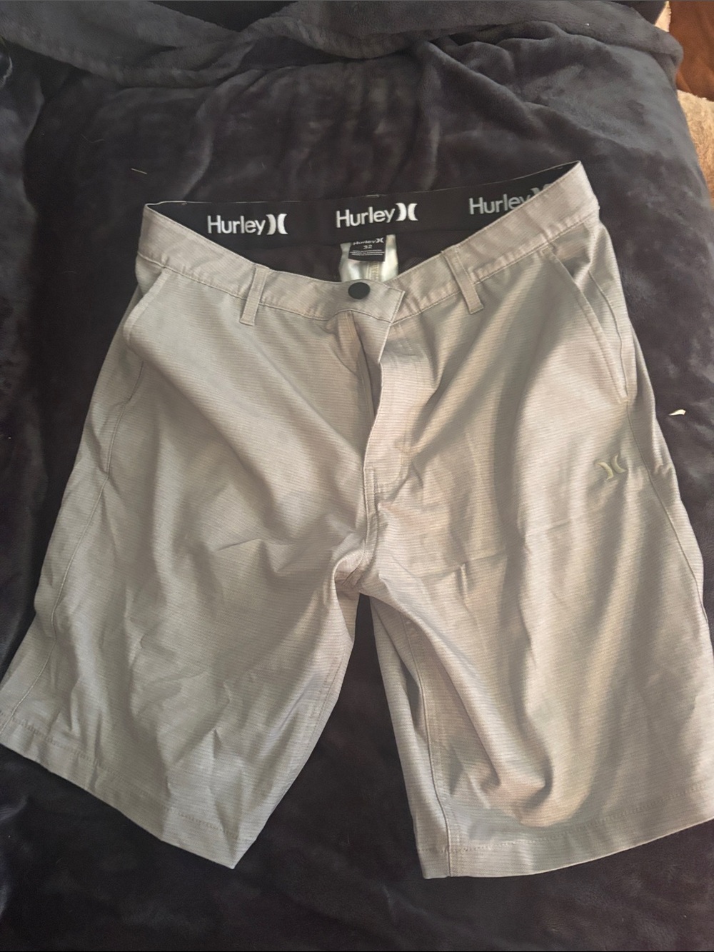 Hurley Men’s Gray Flat-Front Shorts